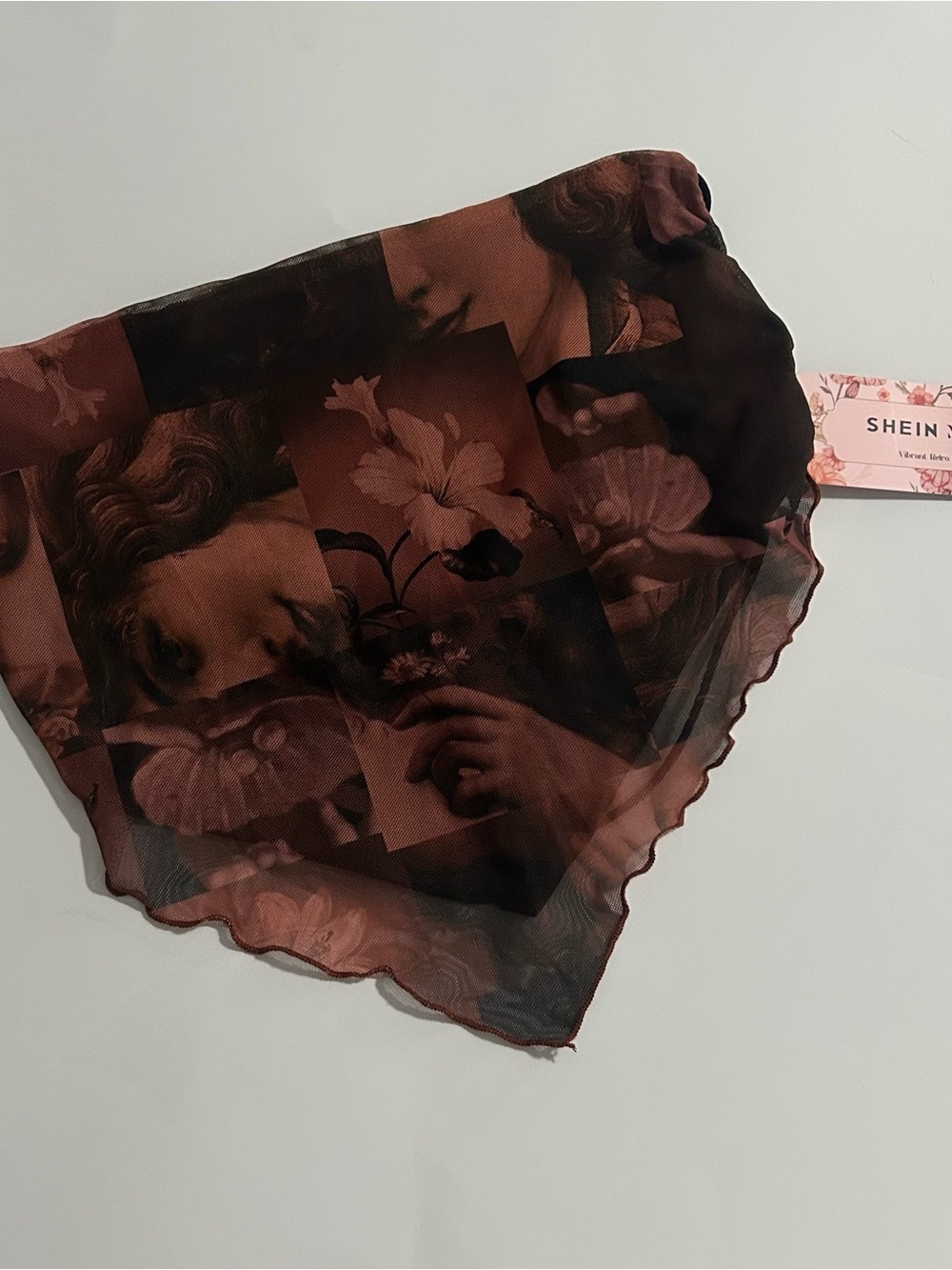 ⚡️2 for $38 NWT Floral Renaissance Bandana Style Lettuce Trim Top